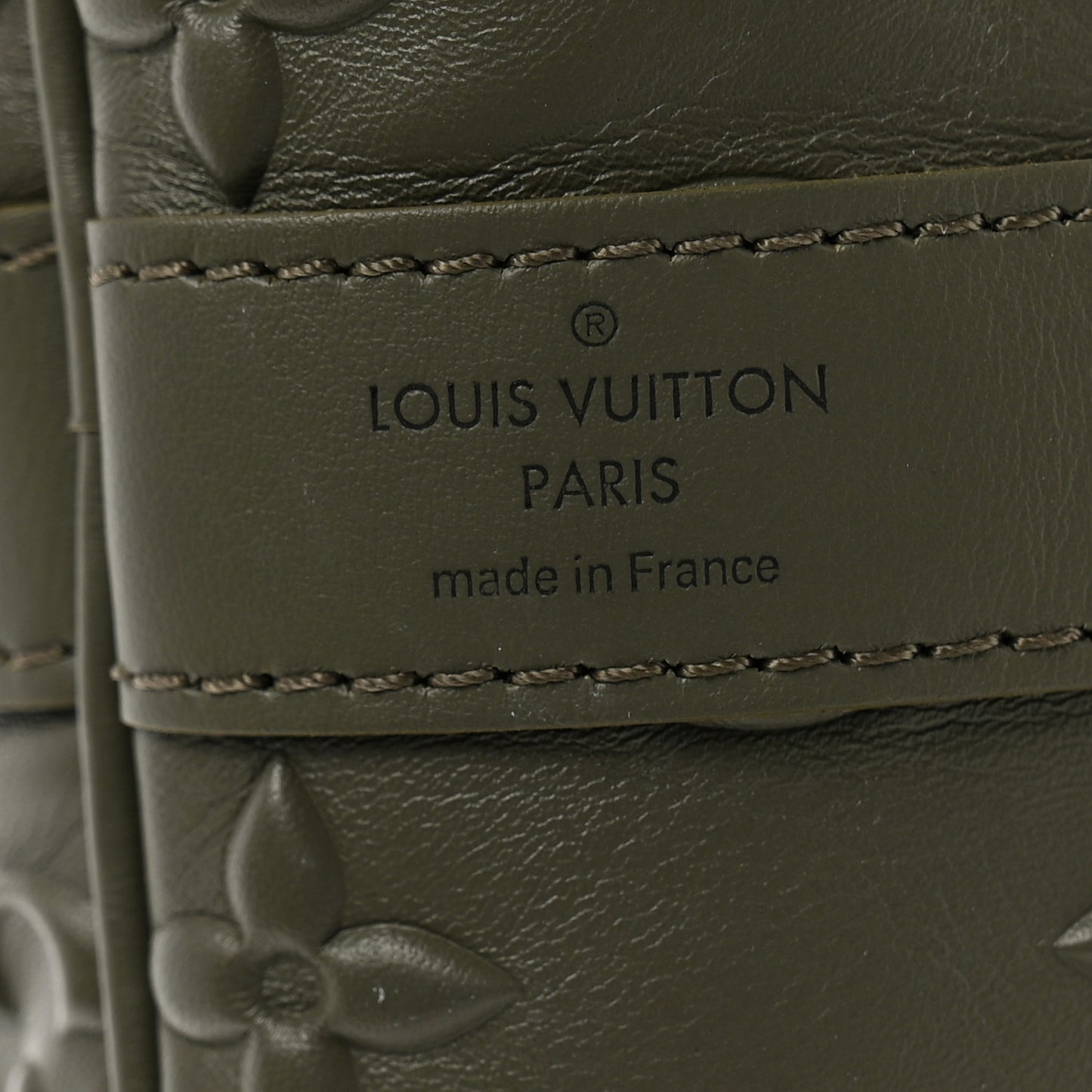 Monogram Seal Keepall Bandouliere 50 Khaki