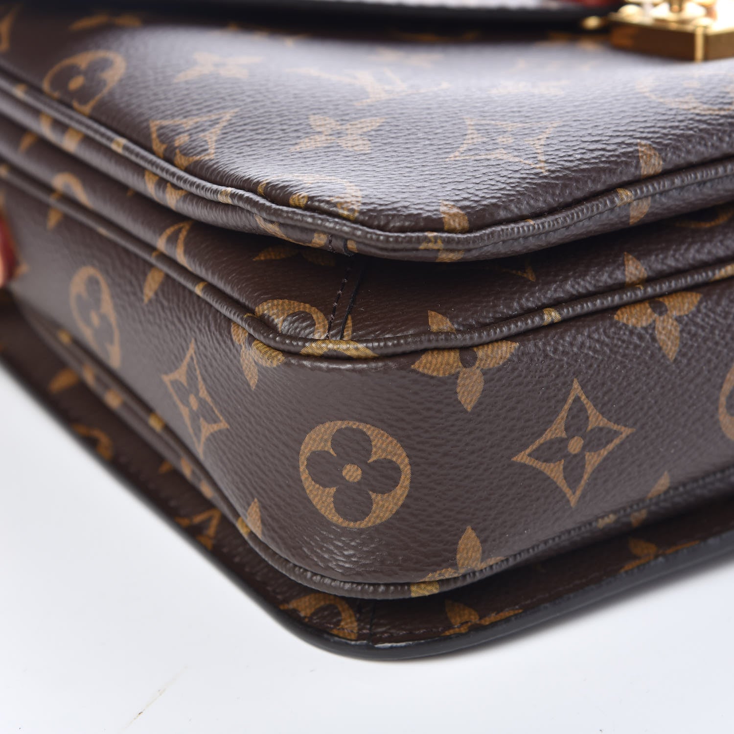 Louis Vuitton Monogram Pochette Metis 7 of 9