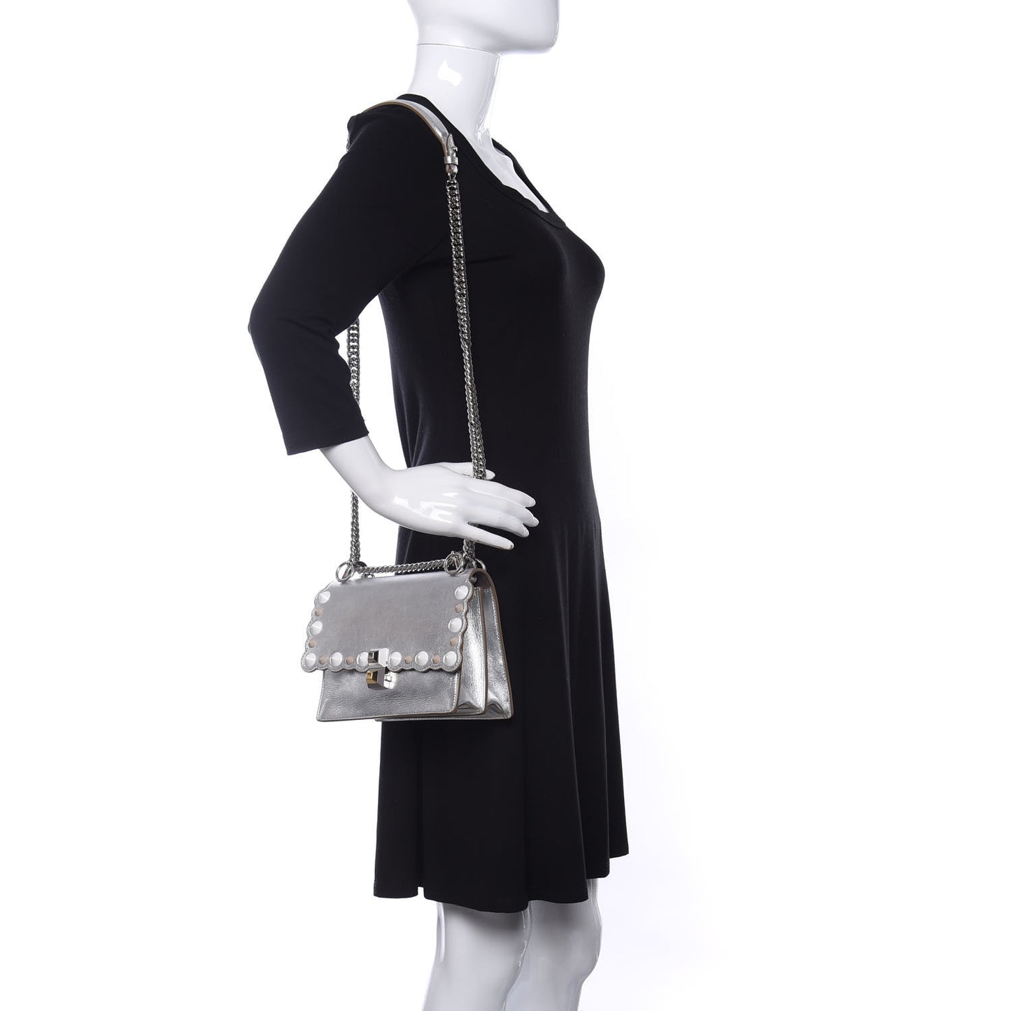 Vitello Catalan Mirror Scalloped Multi Studded Small Kan I Shoulder Bag Argento
