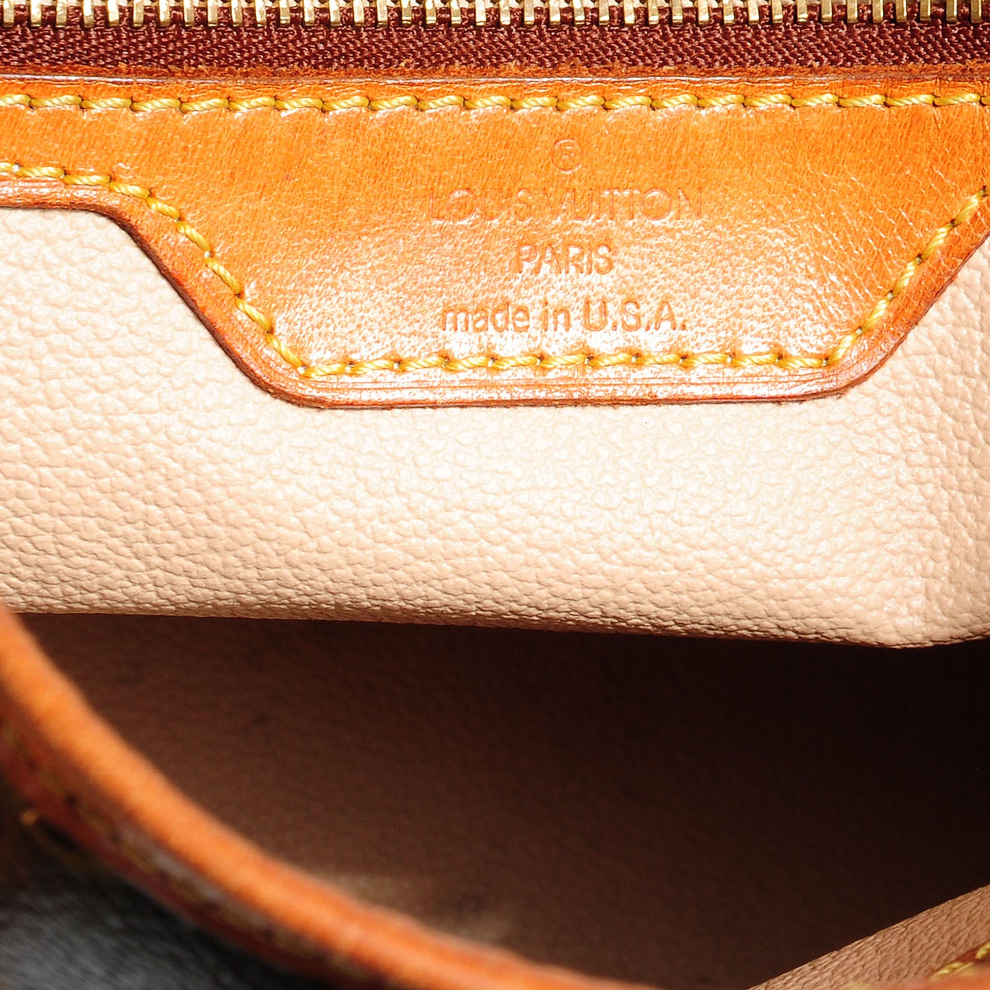 Monogram Petit Bucket 23
