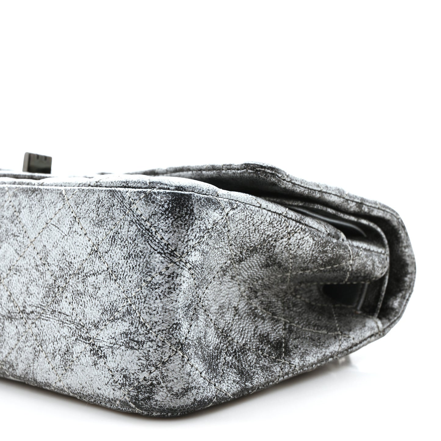 Metallic Caviar Quilted 2.55 Reissue 225 Flap Silver Black