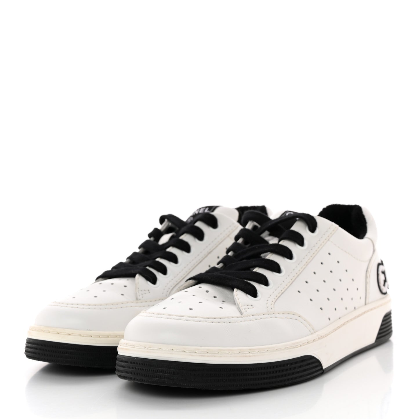 Calfskin Womens Logo Sneakers 39 Black White