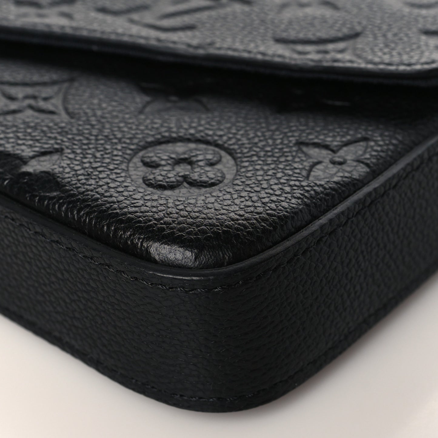 Empreinte Pochette Felicie Chain Wallet Black