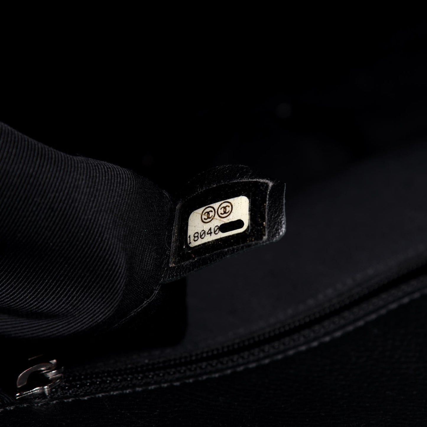 Calfskin Small Cerf Executive Shopper Tote Black