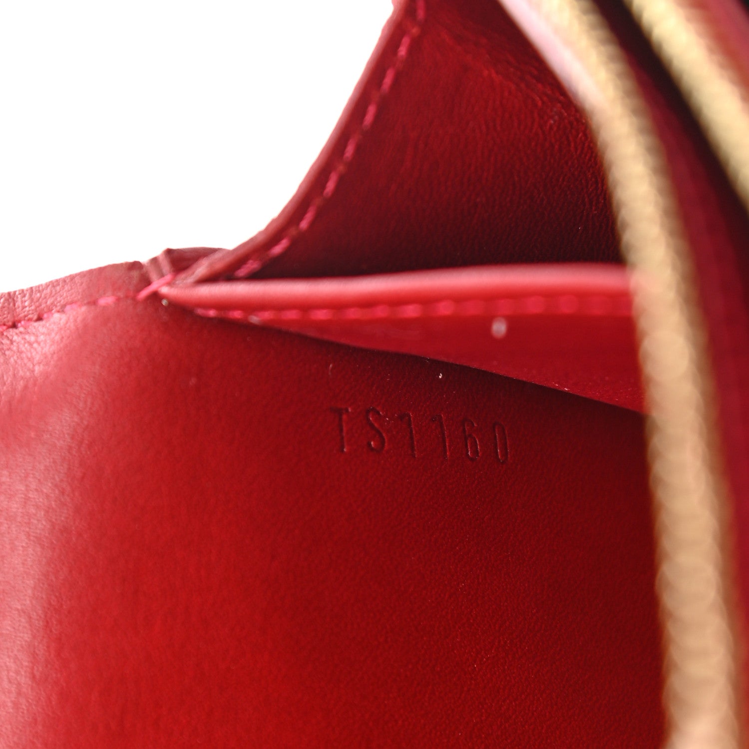 Louis Vuitton Vernis Sarah Wallet Pomme D'Amour 7 of 9