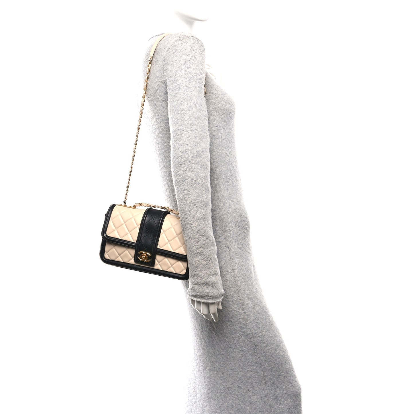 Lambskin Quilted Medium Elegant CC Flap Beige Black