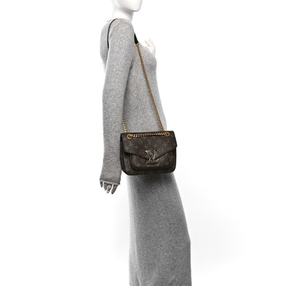 Louis Vuitton Monogram Passy 2 of 9