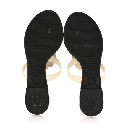 Chanel Jelly Quilted Camellia Thong Sandals 37 White Black 6 of 10