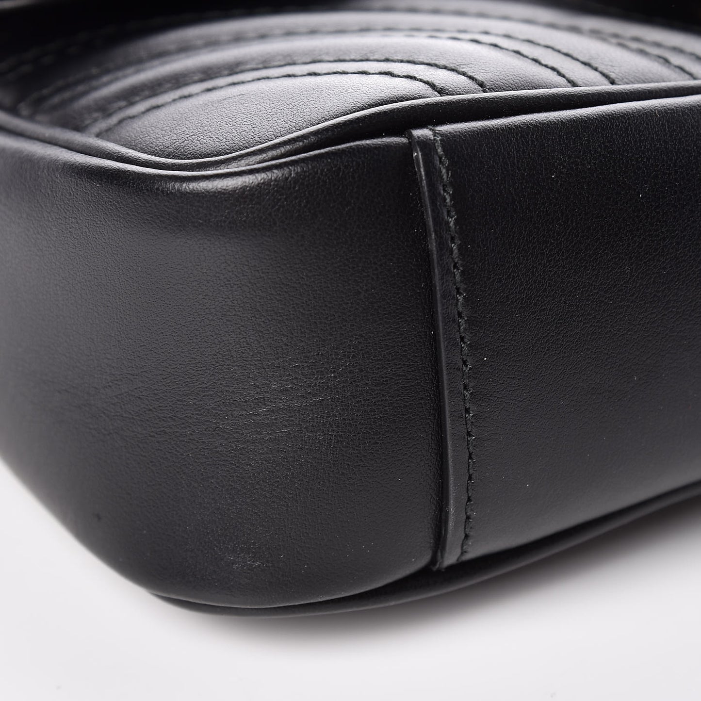 Calfskin Matelasse Mini GG Marmont Shoulder Bag Black