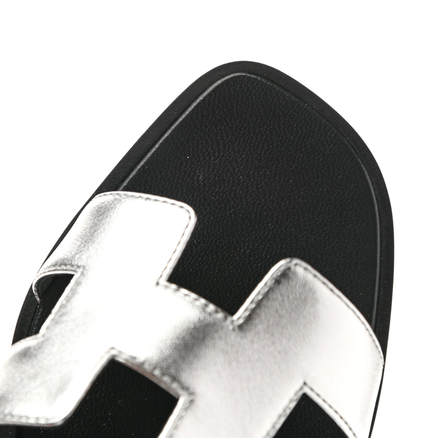 Metallic Nappa Calfskin Oran Sandals 36 Argent