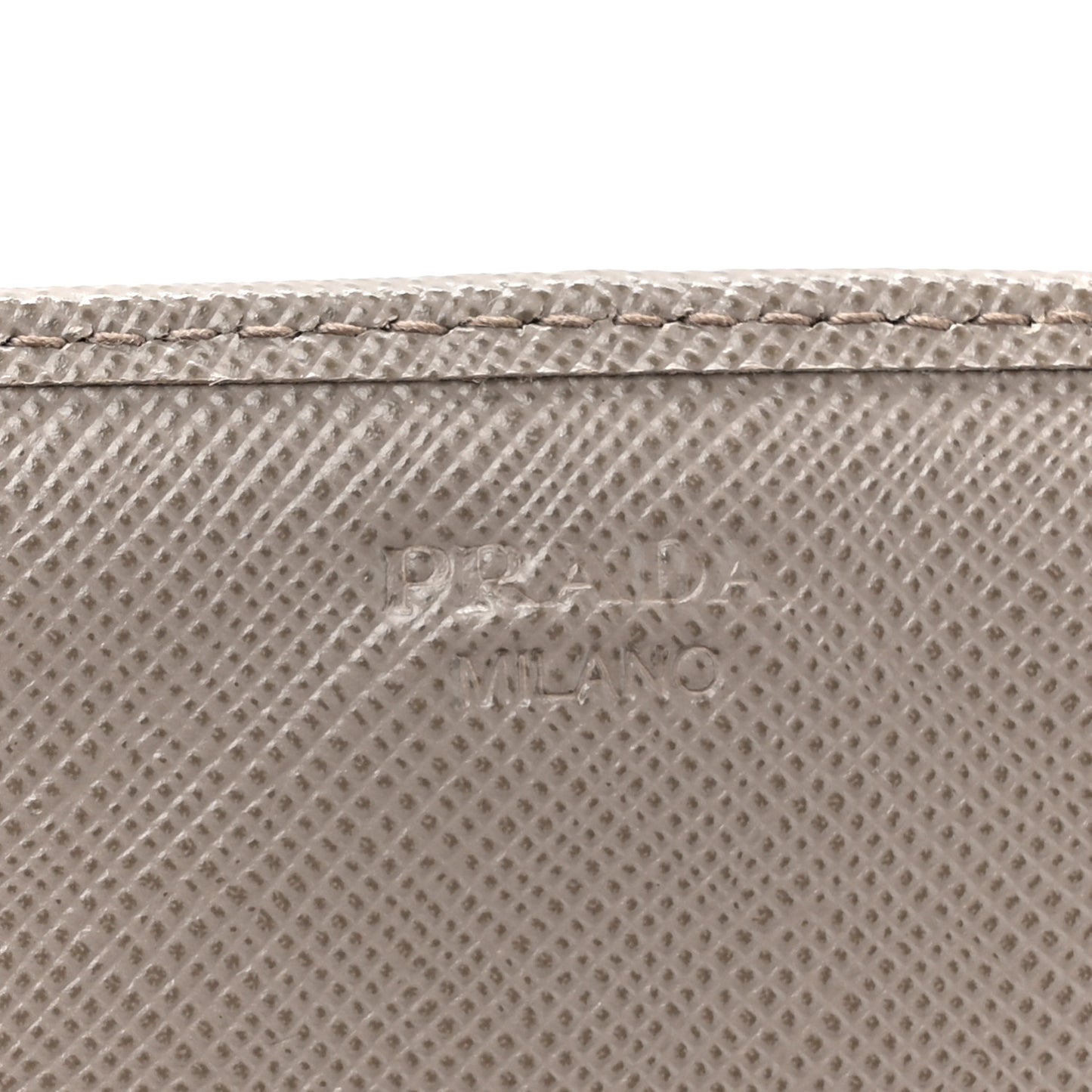 Saffiano Metal Oro Chain Wallet Argilla