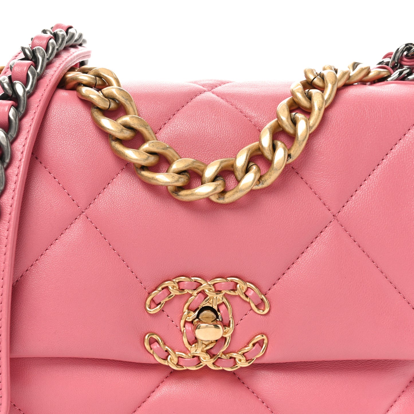 Lambskin Quilted Medium Chanel 19 Flap Pink