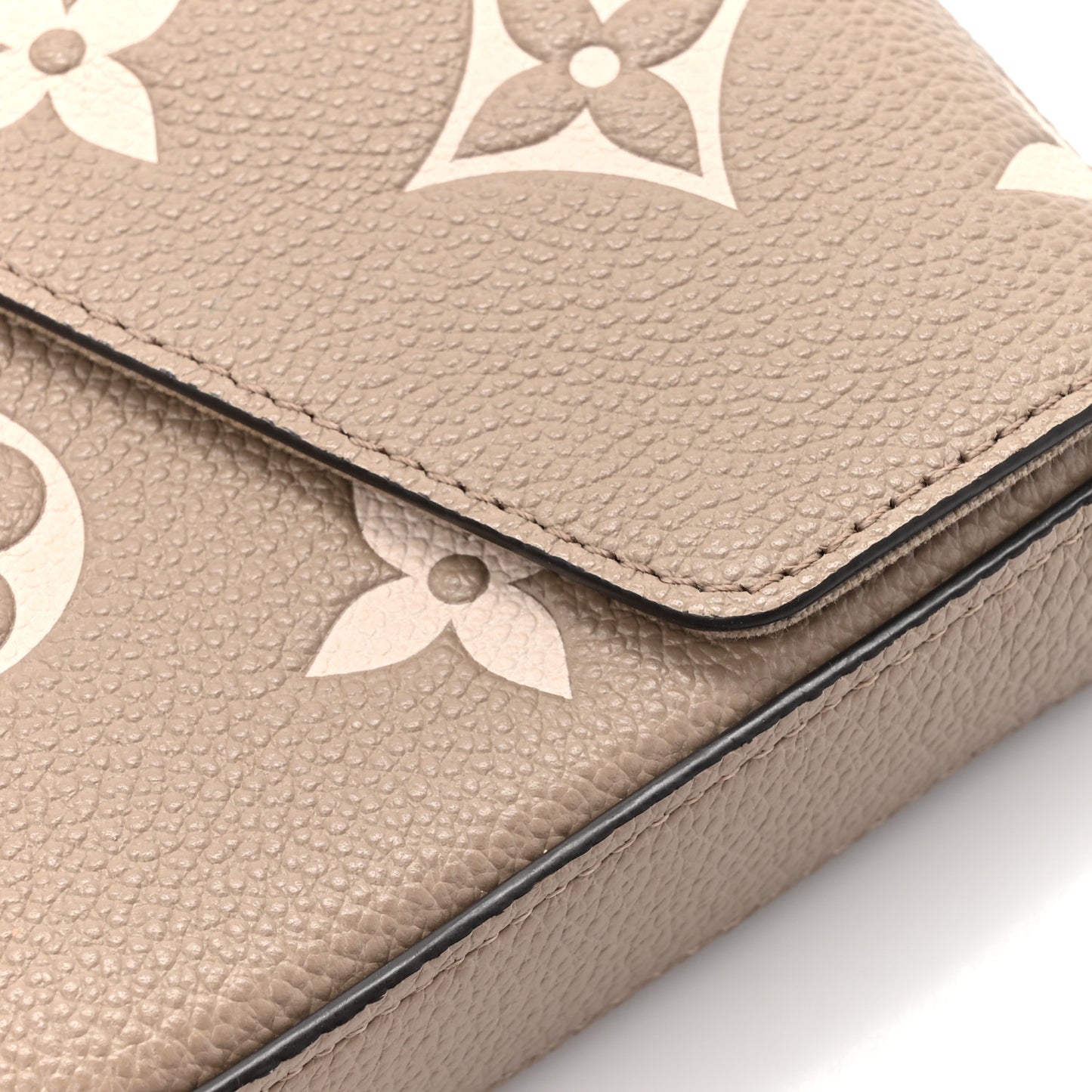 Empreinte Monogram Giant Felicie Pochette Tourterelle Creme