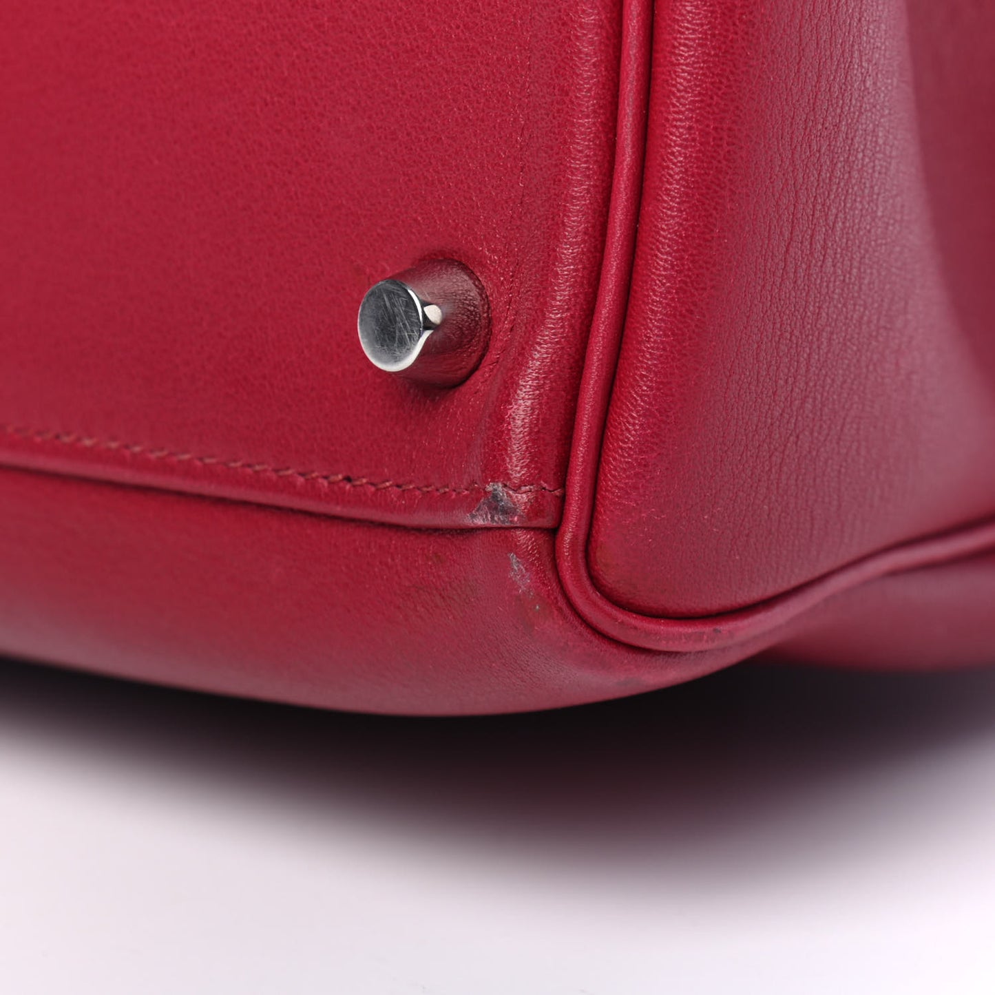 Swift Kelly Retourne 35 Rubis