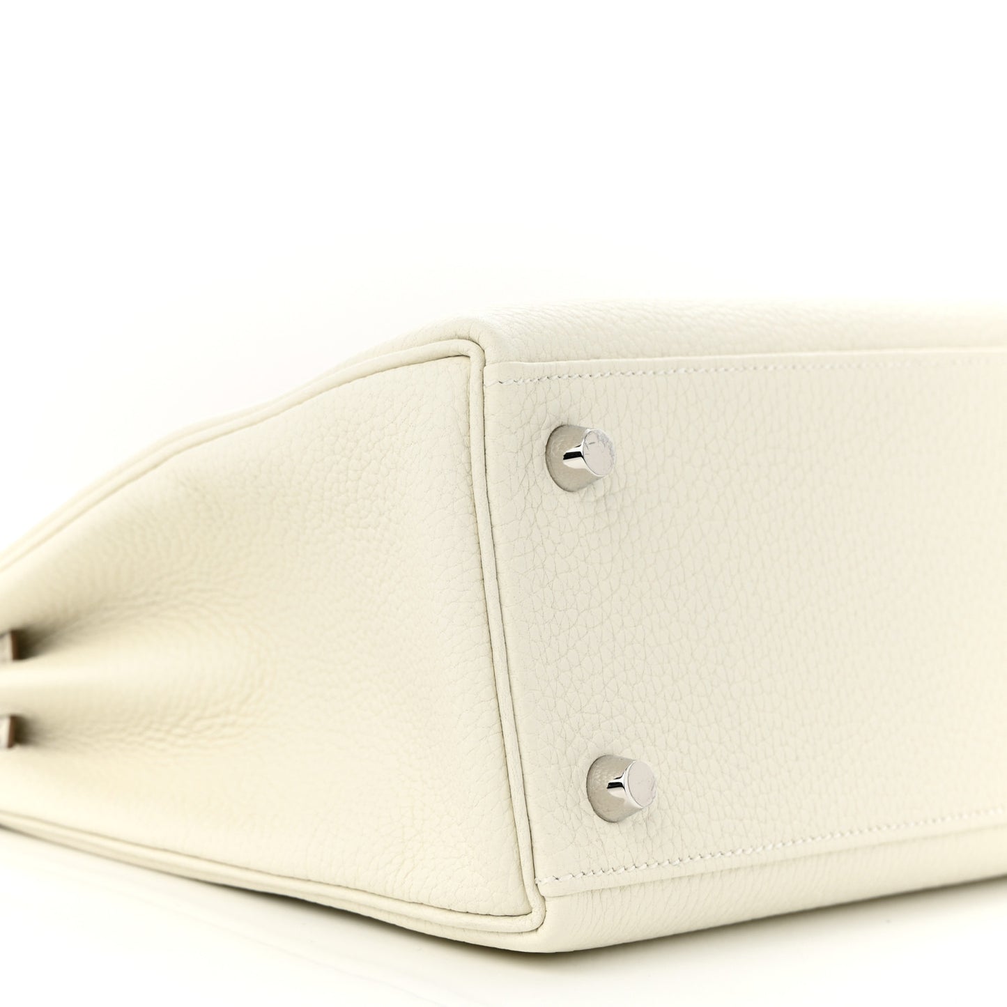 Togo Kelly Retourne 25 Mushroom