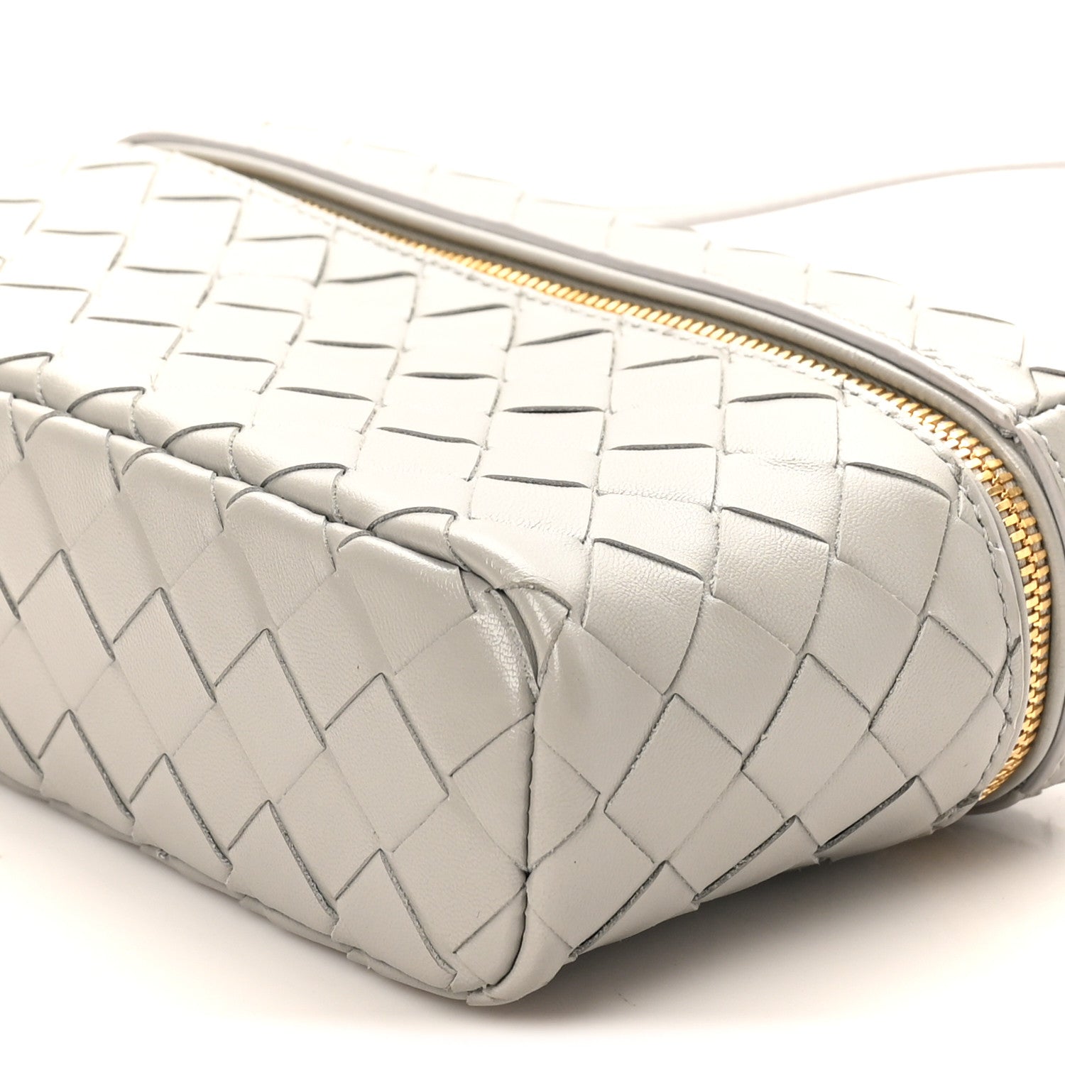 Bottega Veneta Calfskin Intrecciato Bang Bang Vanity Case Limestone 9 of 9