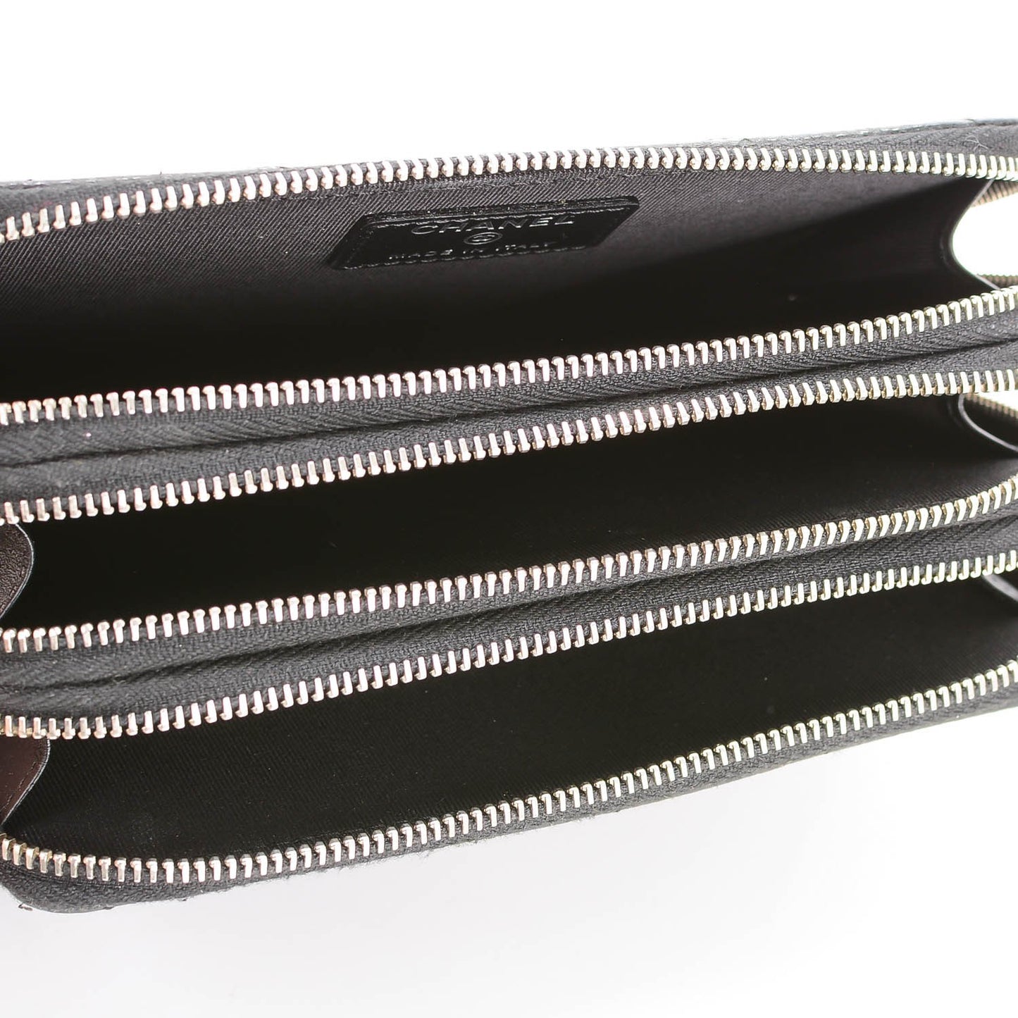 Caviar Quilted Zip Around Phone Holder Black