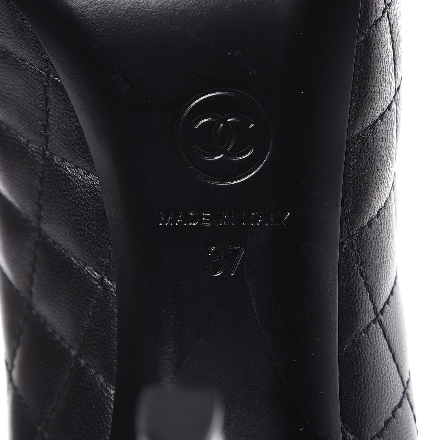 Lambskin Quilted Cap Toe Pumps 37 Black