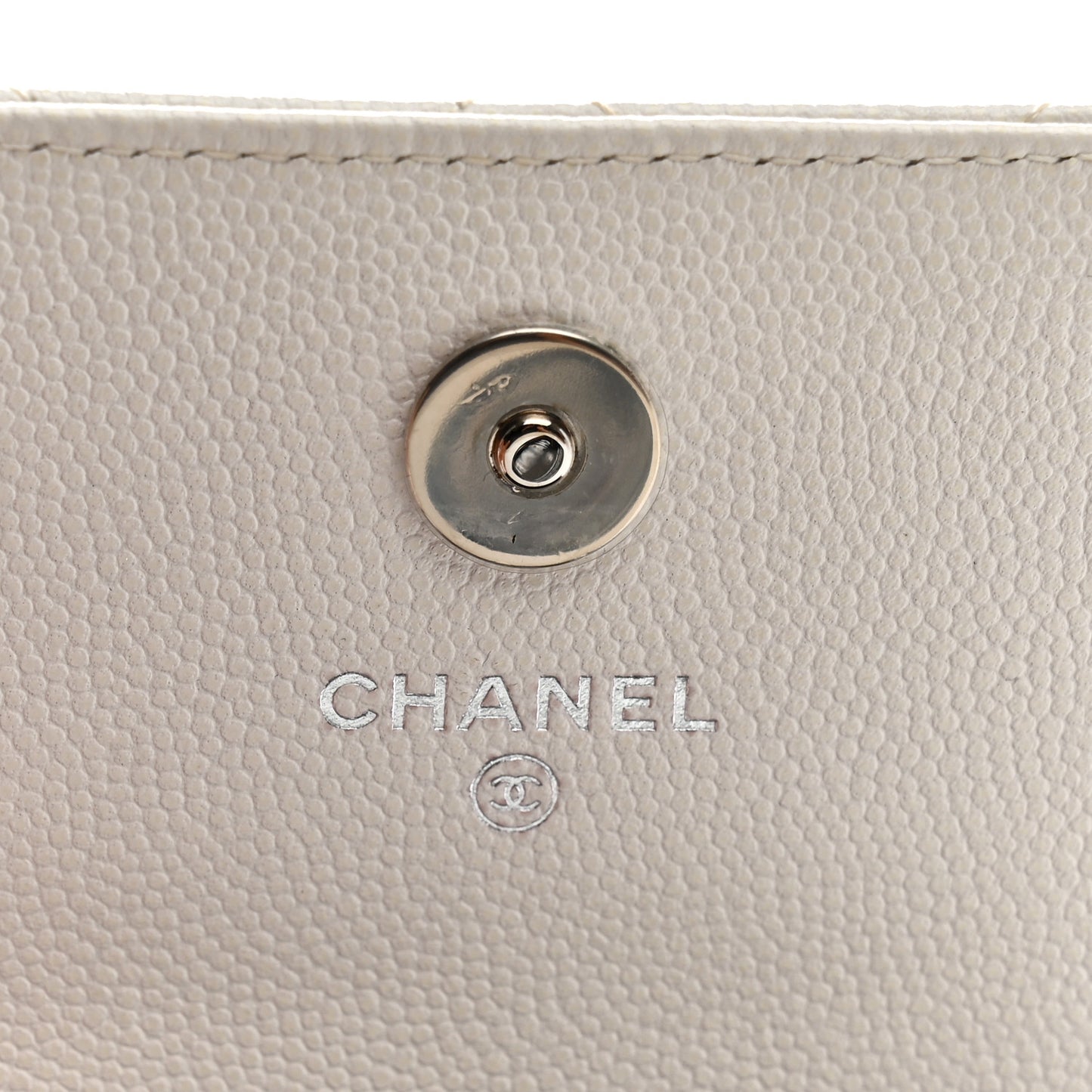 Caviar Quilted My Everything Belt Flap Card Holder White