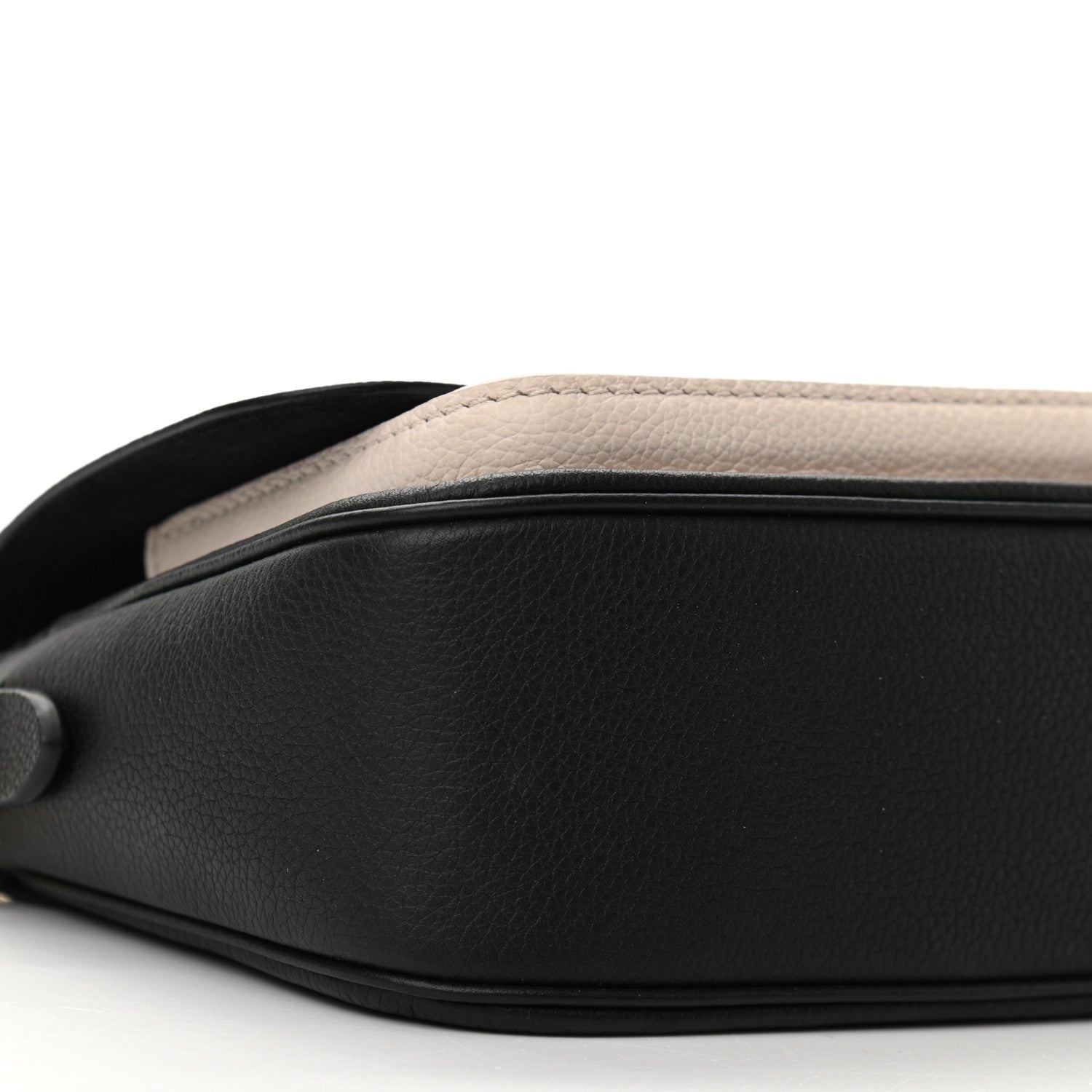 Louis Vuitton Grained Calfskin Lockme Tender Black 9 of 12