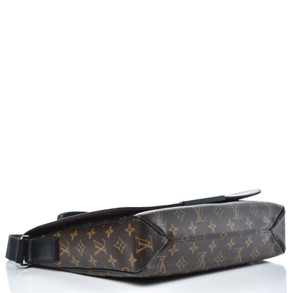 Louis Vuitton Monogram Macassar District MM 4 of 11