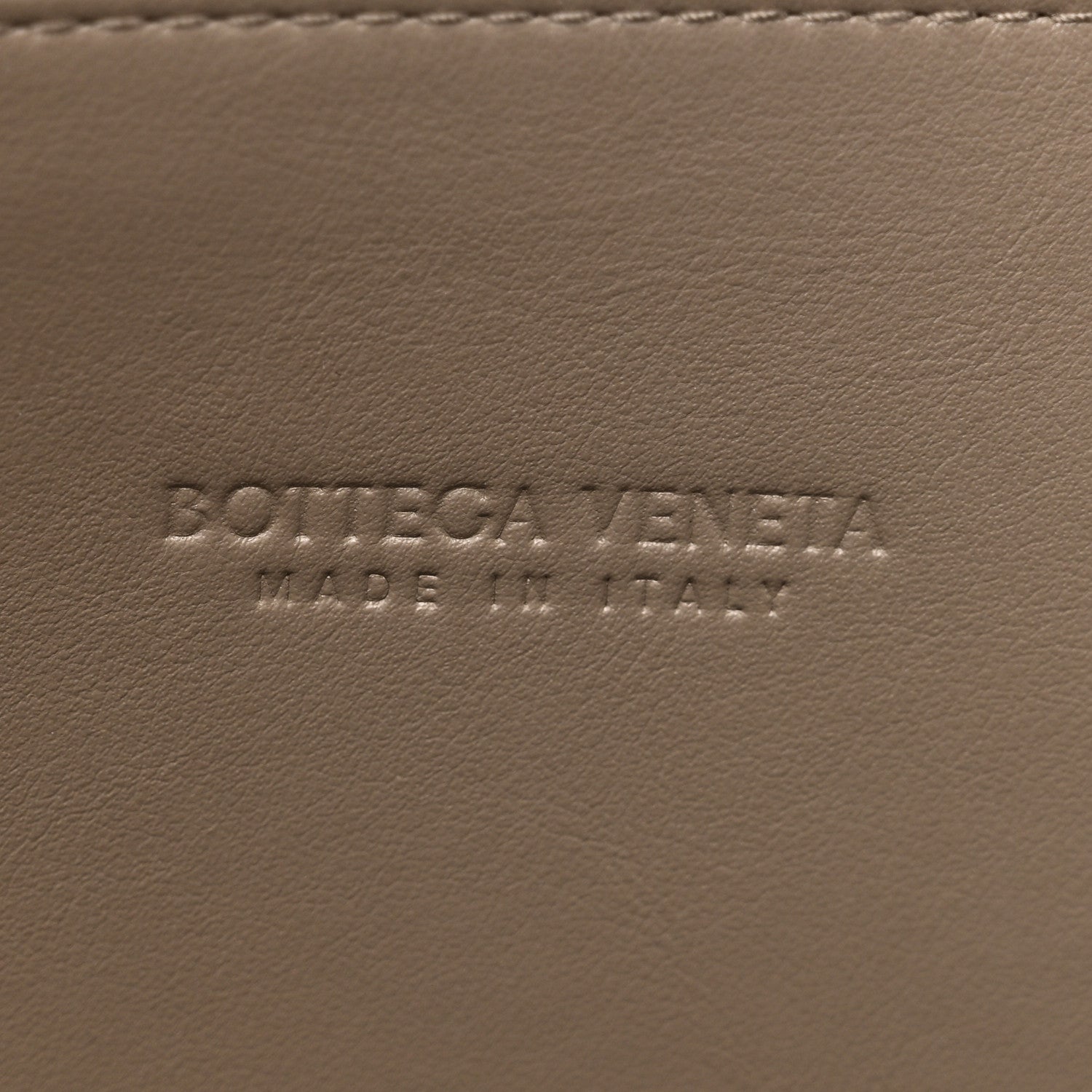 Bottega Veneta Suede Calfskin Intrecciato Andiamo Voyager Limestone 6 of 9