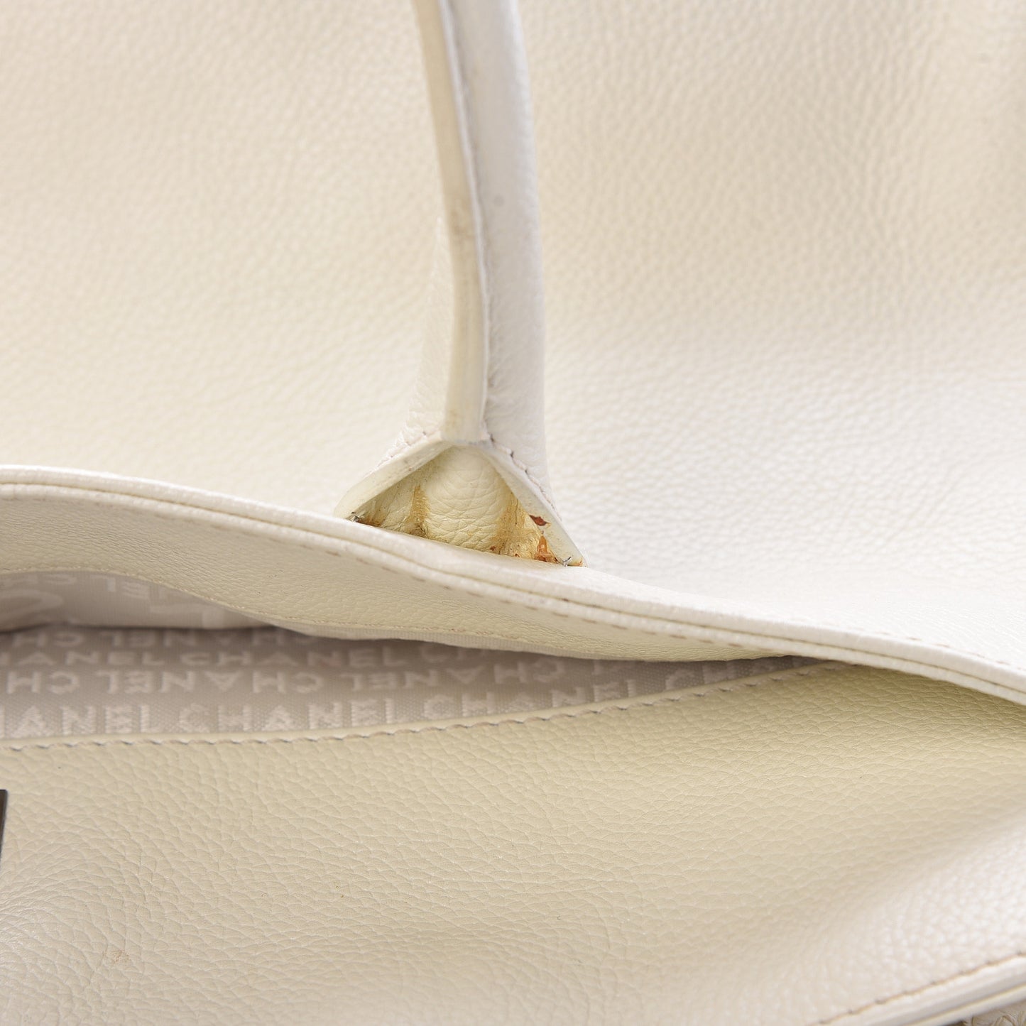 Calfskin Mademoiselle Lock Cerf Shopper Tote White
