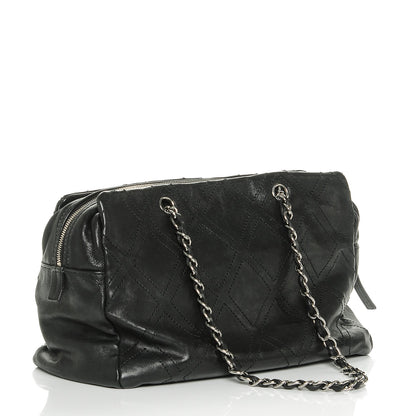 Chanel Calfskin Large Diamond Stitch Tote Black 3 of 7