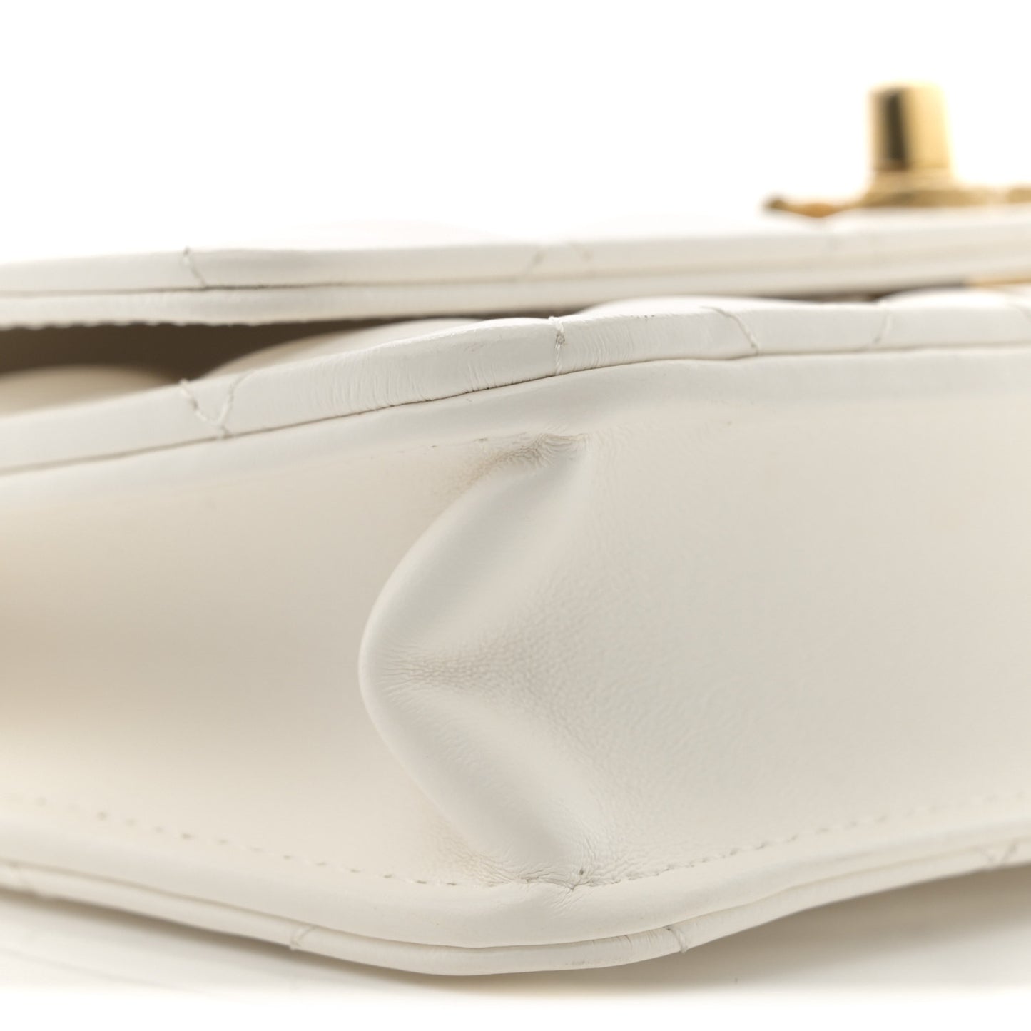 Lambskin Quilted Pillow Crush Wallet On Chain WOC White