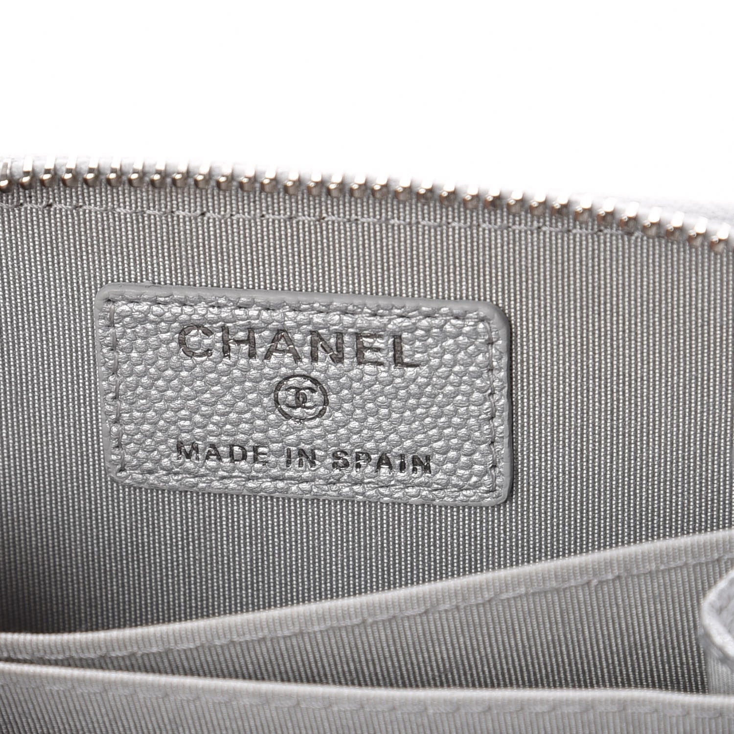Chanel Metallic Caviar Chevron Quilted Vintage Mademoiselle Zip Coin Purse Silver 6 of 8