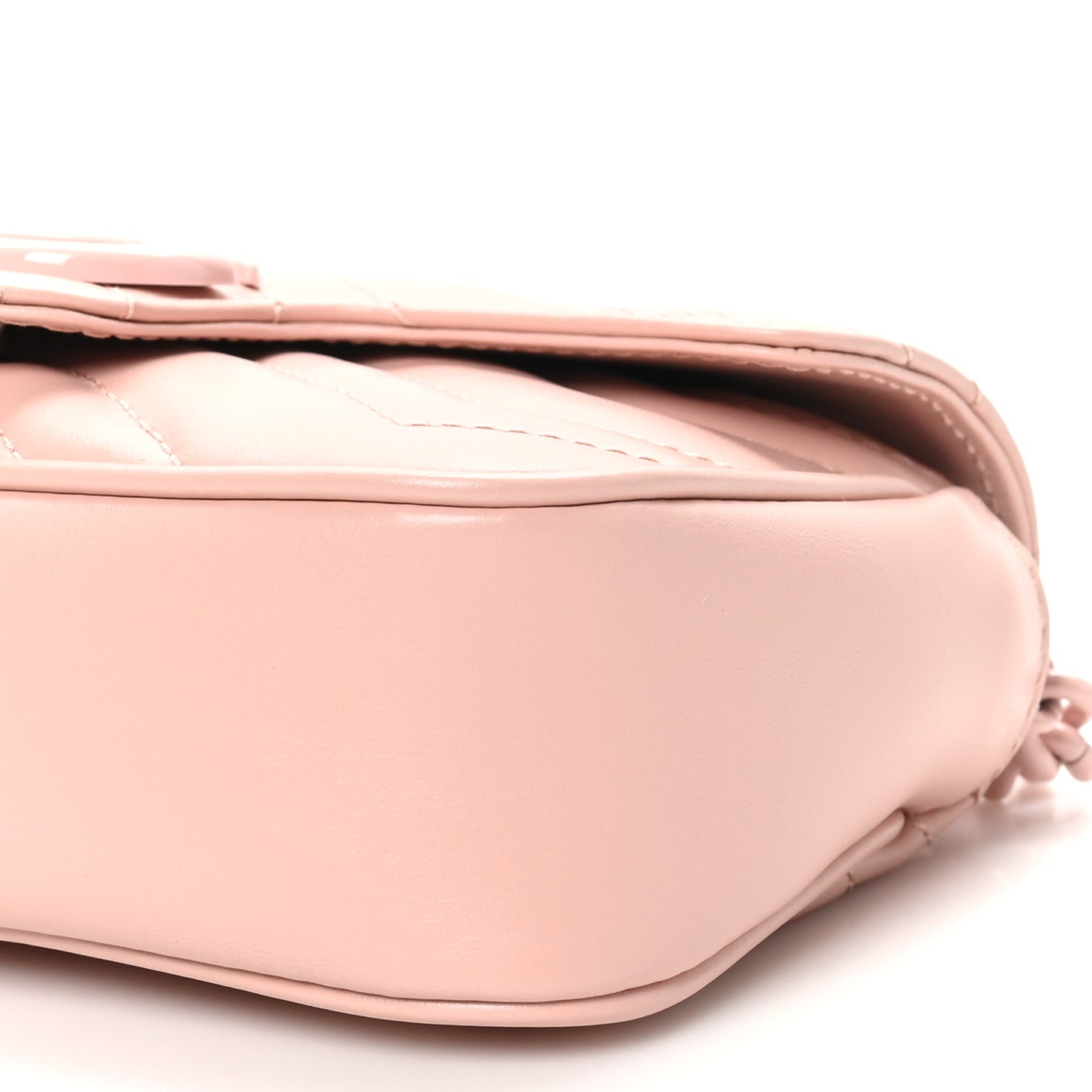 Calfskin Matelasse Monochrome GG Marmont Chain Belt Bag Perfect Pink