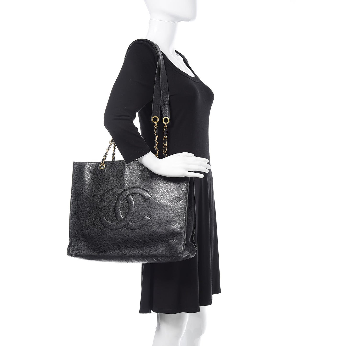 Caviar CC Shoulder Bag Black
