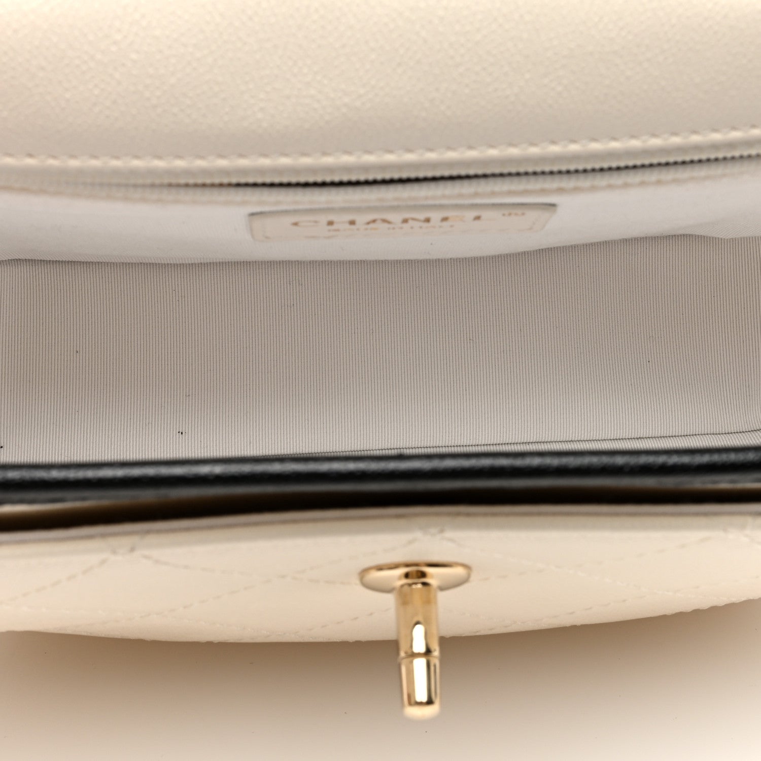 Chanel Caviar Quilted Round Messenger Flap White Black 5 of 10