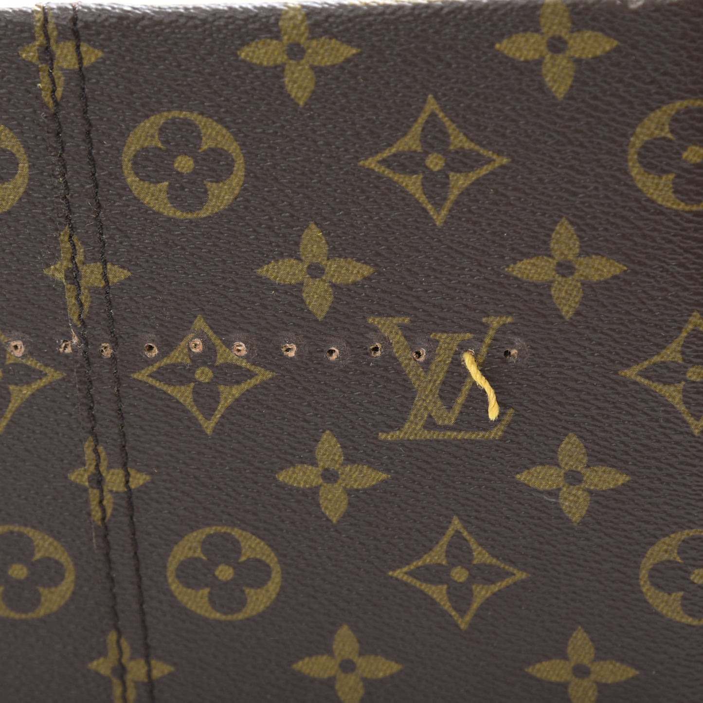 Monogram Boite Chapeaux Hat Box 40