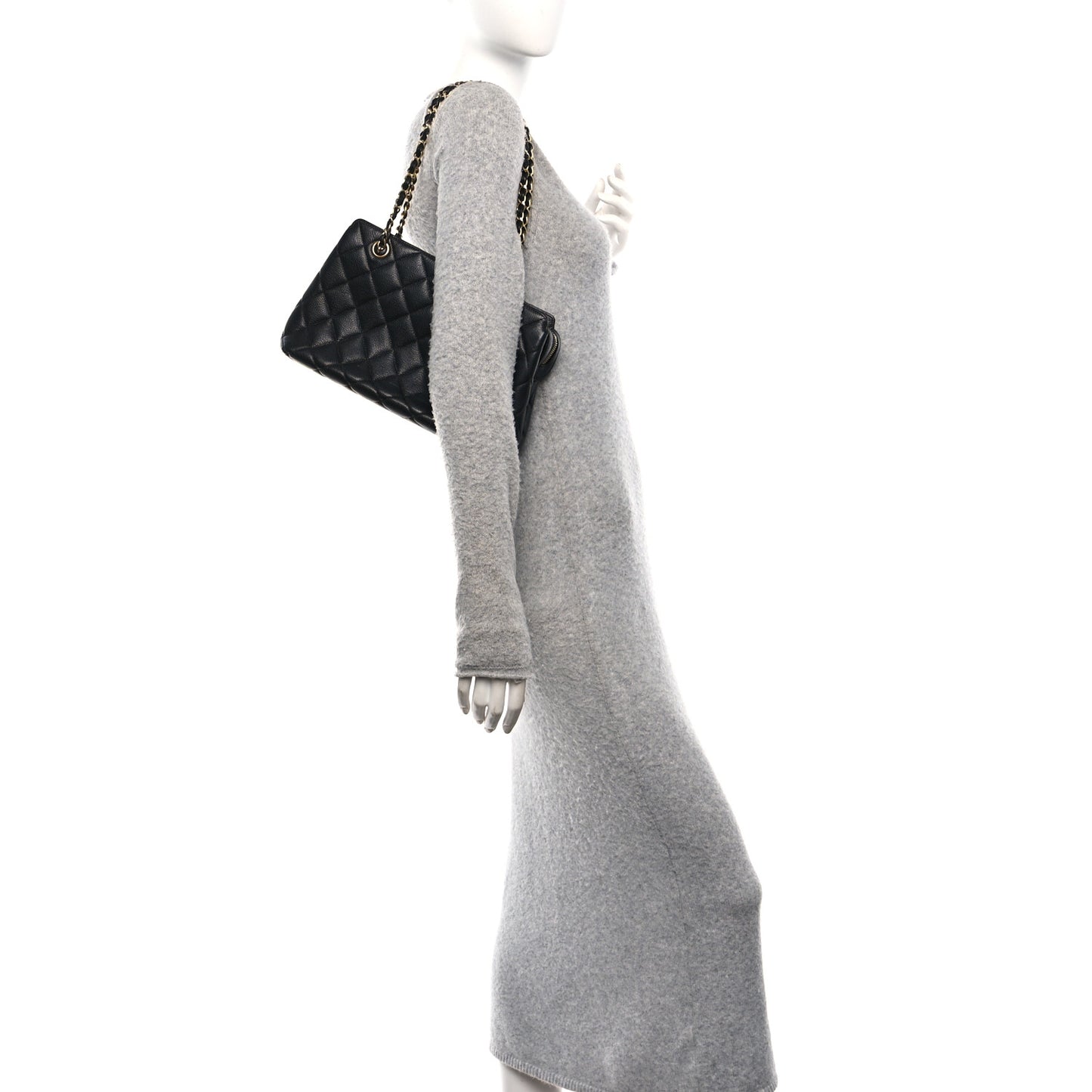 Caviar Quilted Shoulder Bag Black