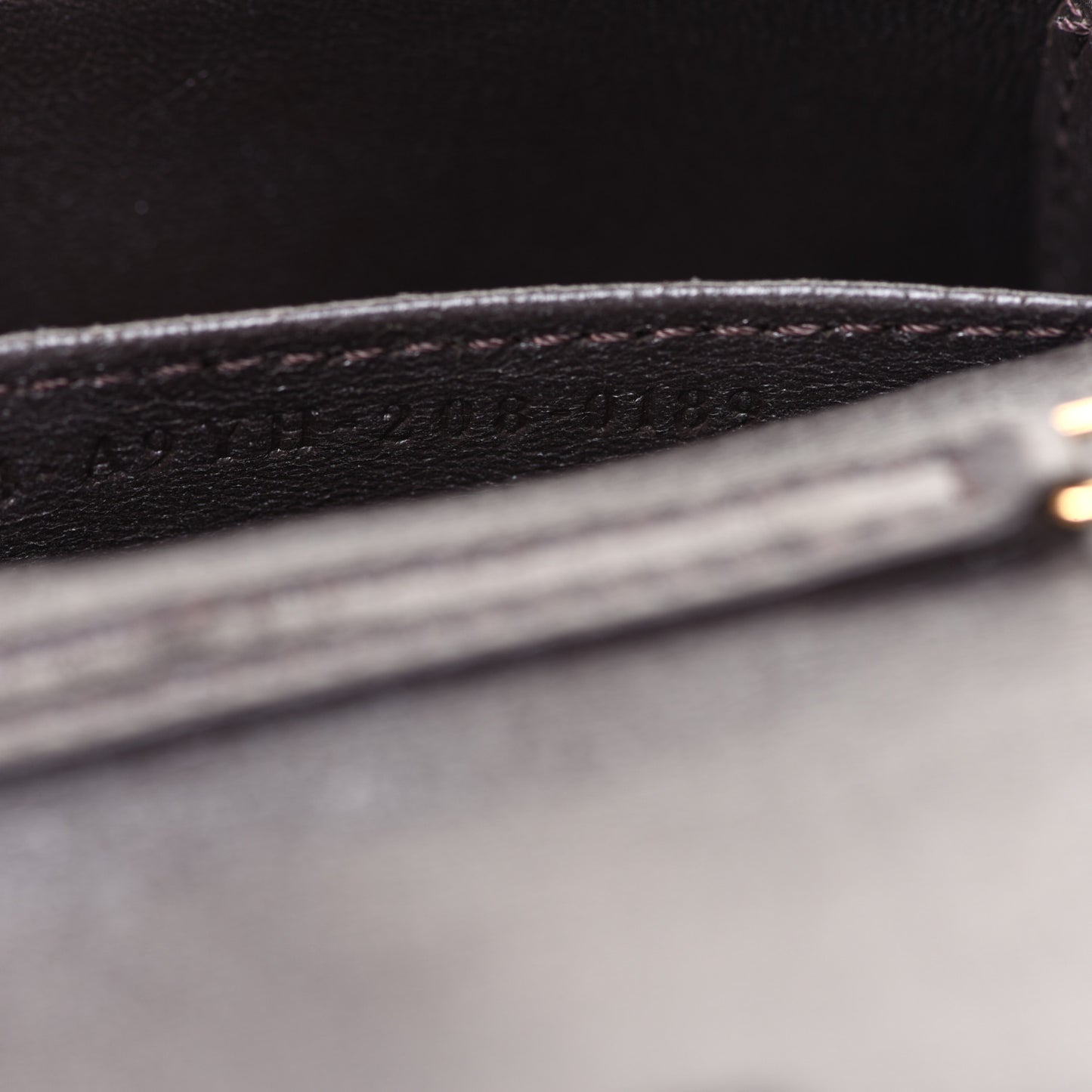 Glazed Fabric FF 1974 Nano Baguette Charm Mogano Panna