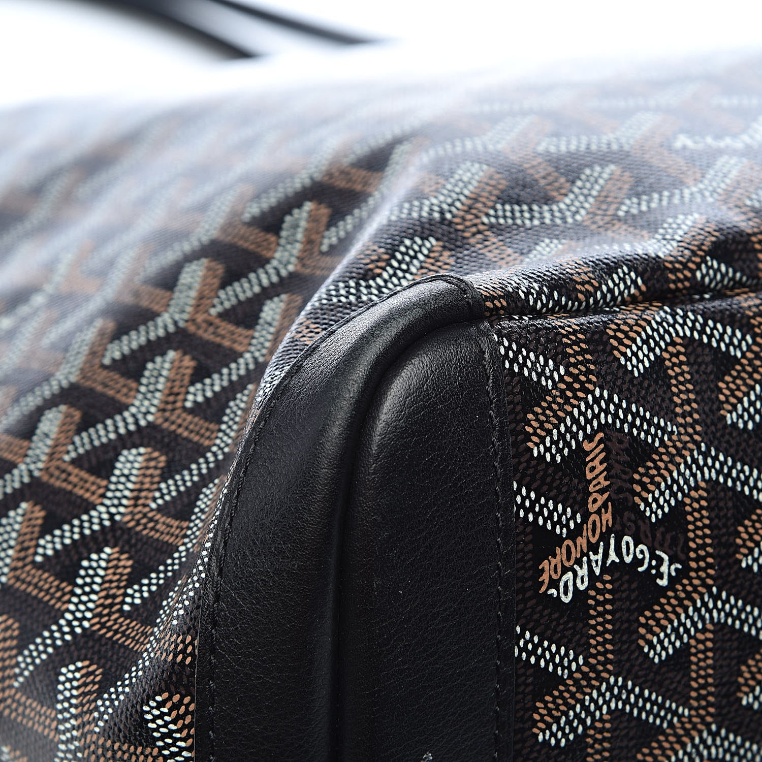 Goyard Goyardine Artois MM Black 14 of 17