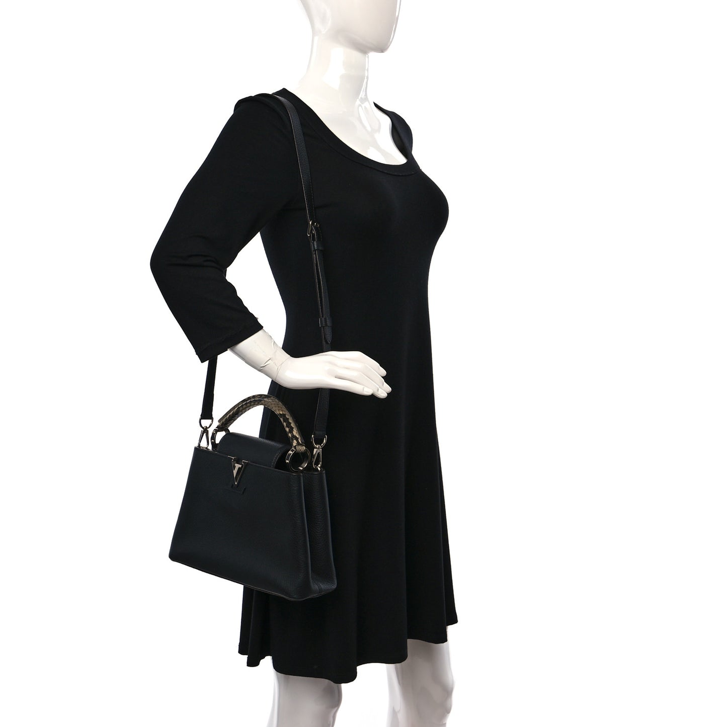 Taurillon Snakeskin Capucines BB Black