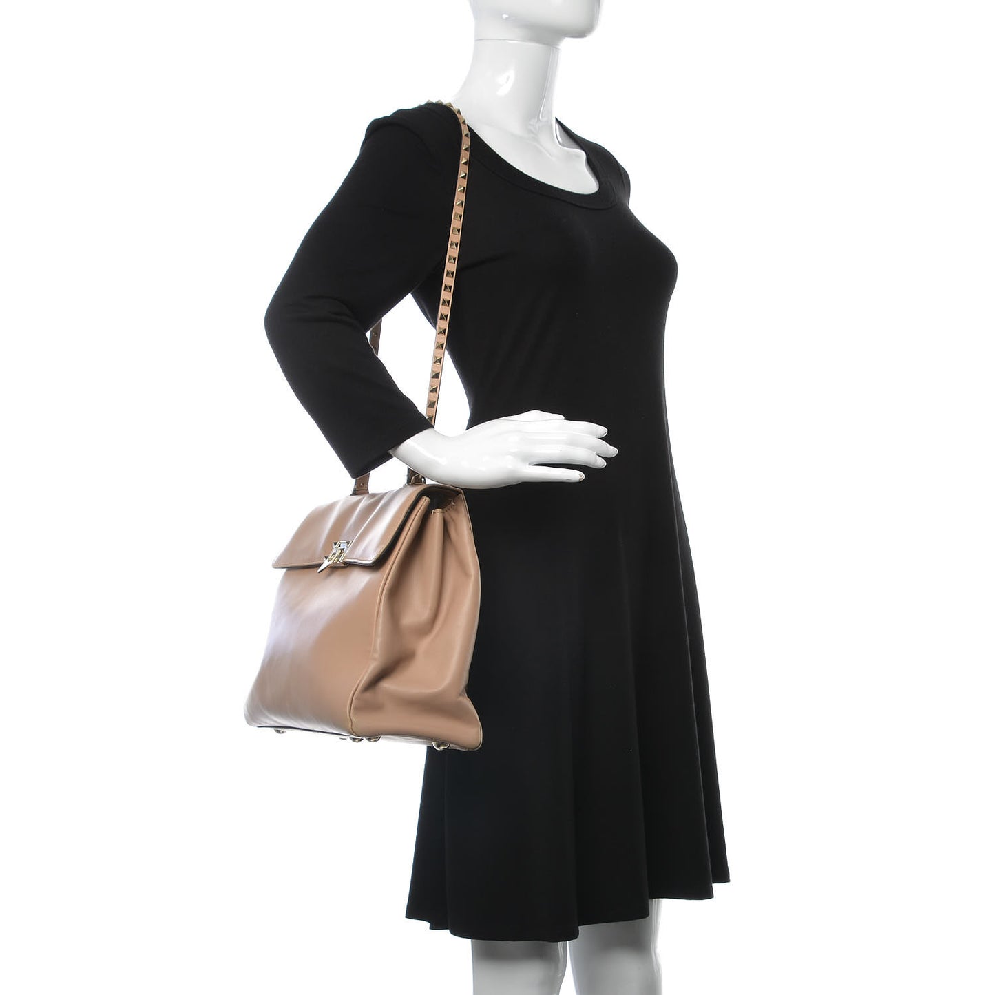Vitello Large Rockstud Flap Satchel Poudre