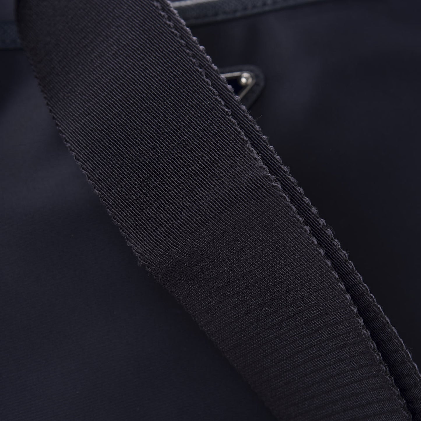 Tessuto Nylon Saffiano Flat Messenger Bag Baltico