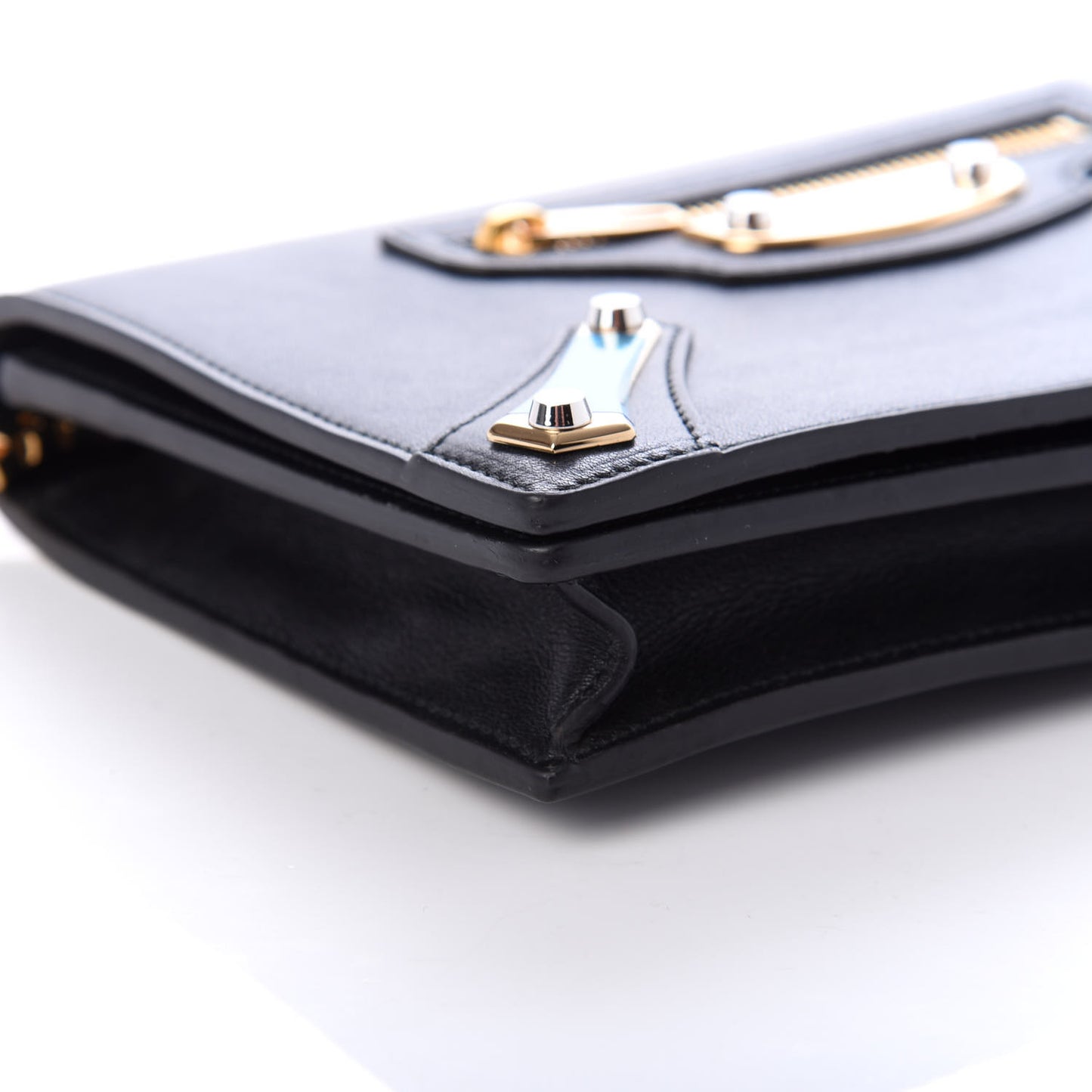 Veau Amp Plate Gold Chain Wallet Black