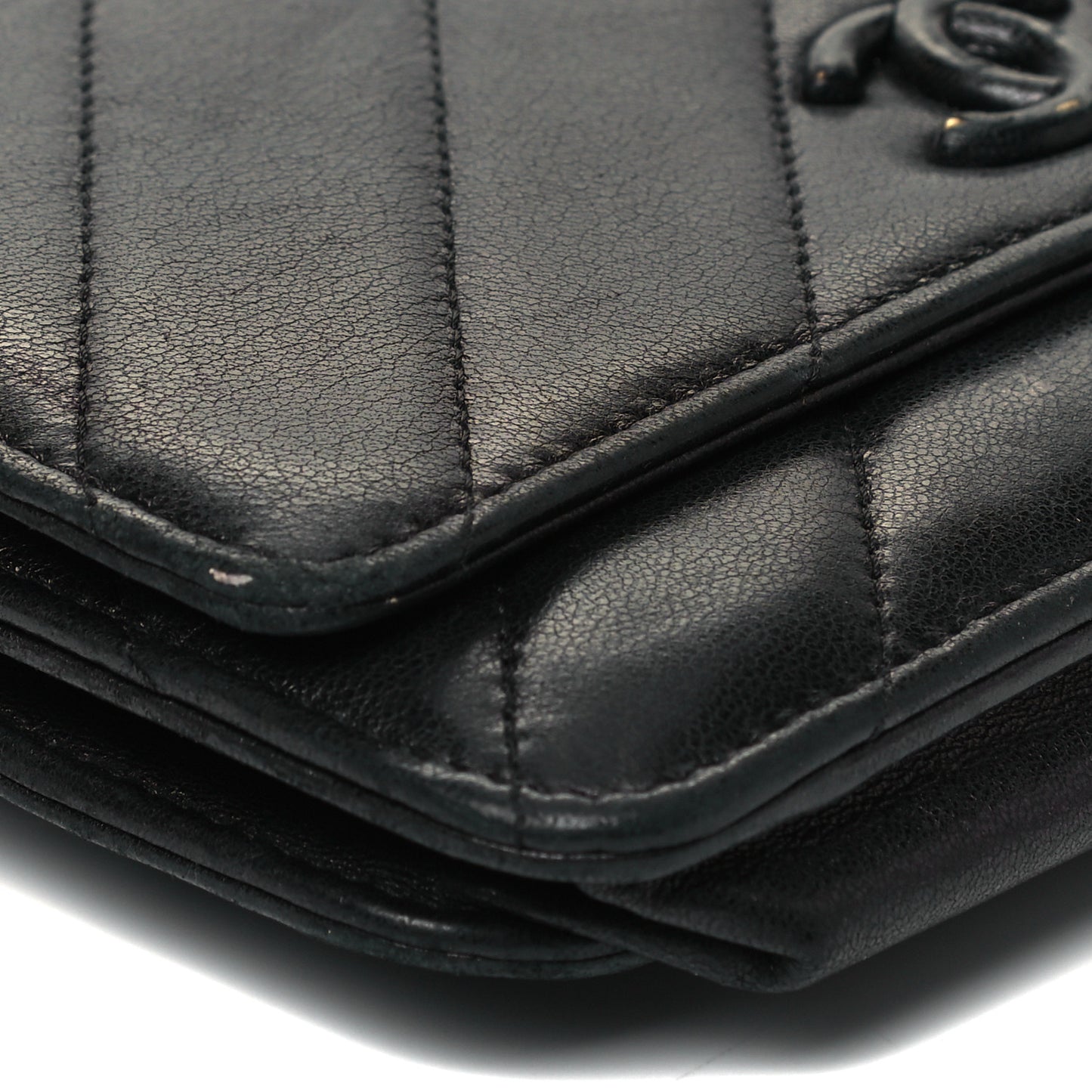 Goatskin Diagonal Quilted Wallet On Chain WOC Black