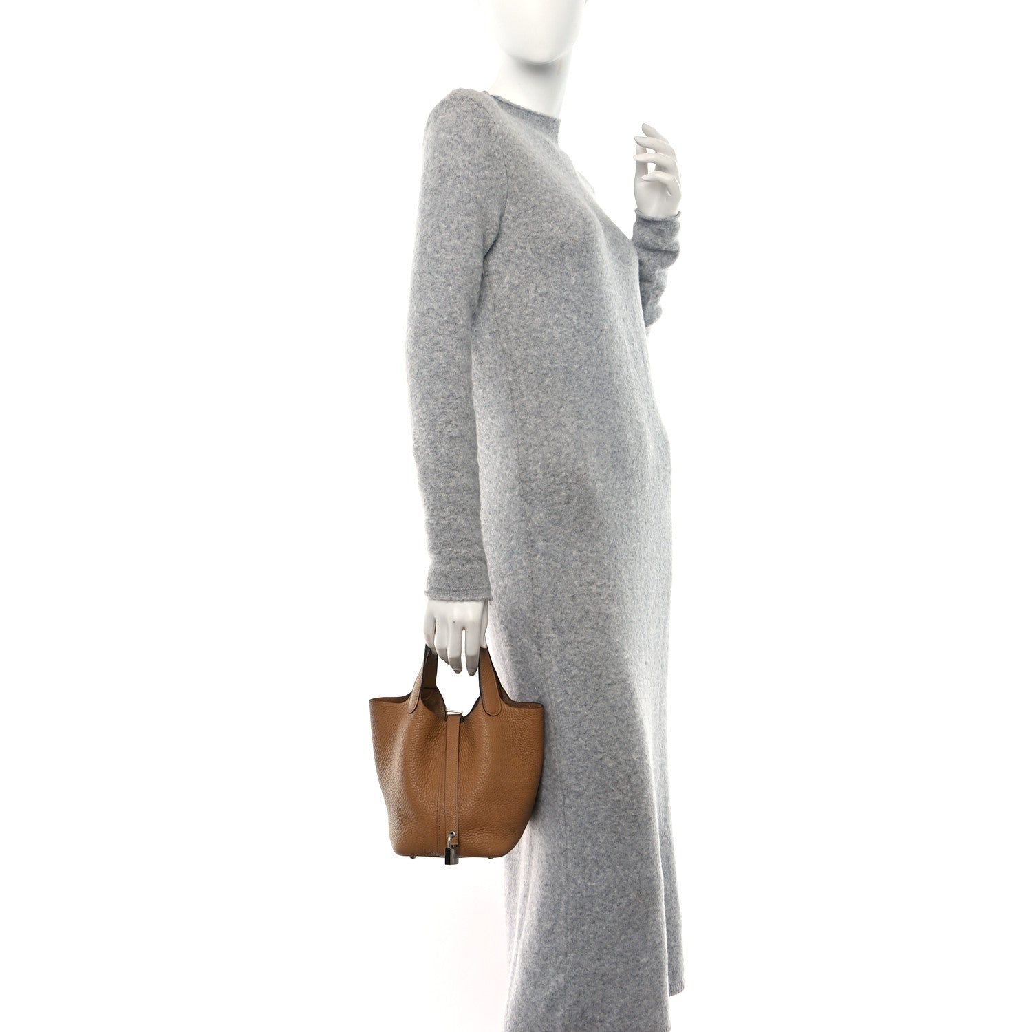 Hermes Taurillon Clemence Picotin Lock 18 PM Biscuit 2 of 11