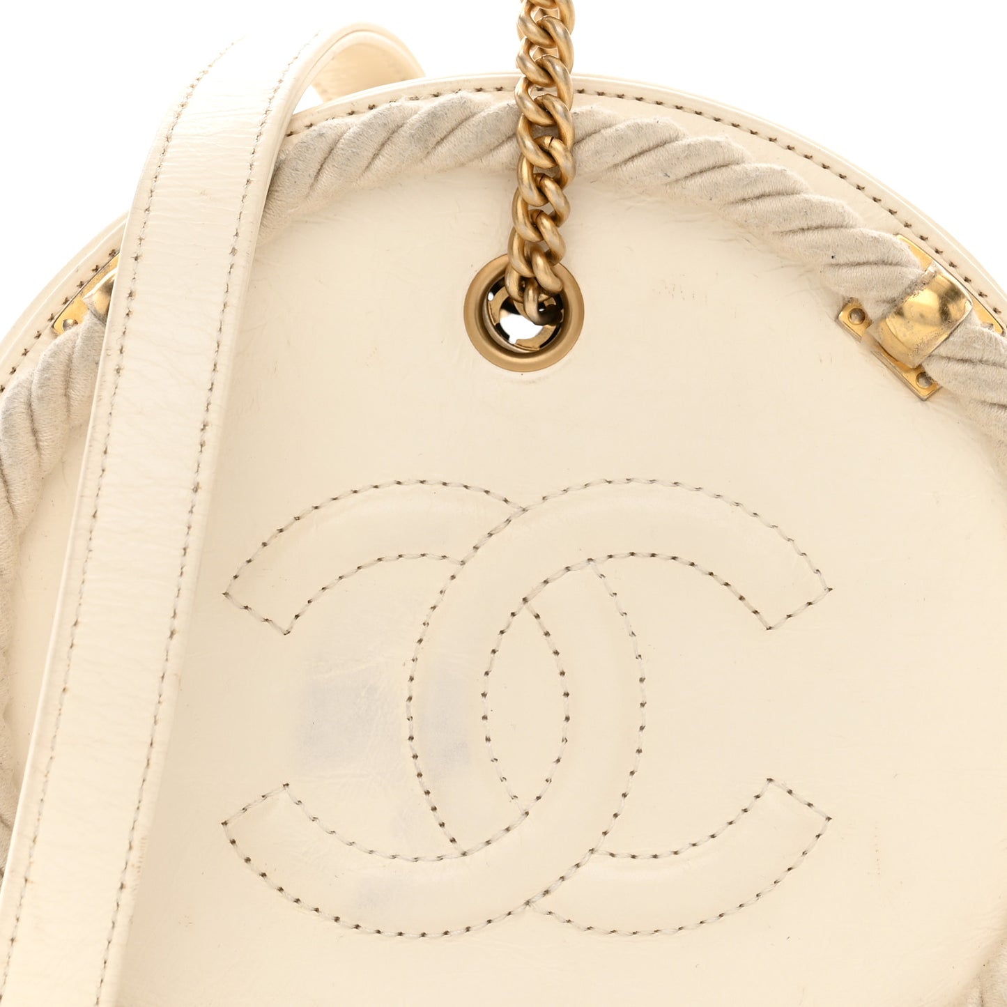 Crumpled Calfskin Cotton Small En Vogue Round Bag White