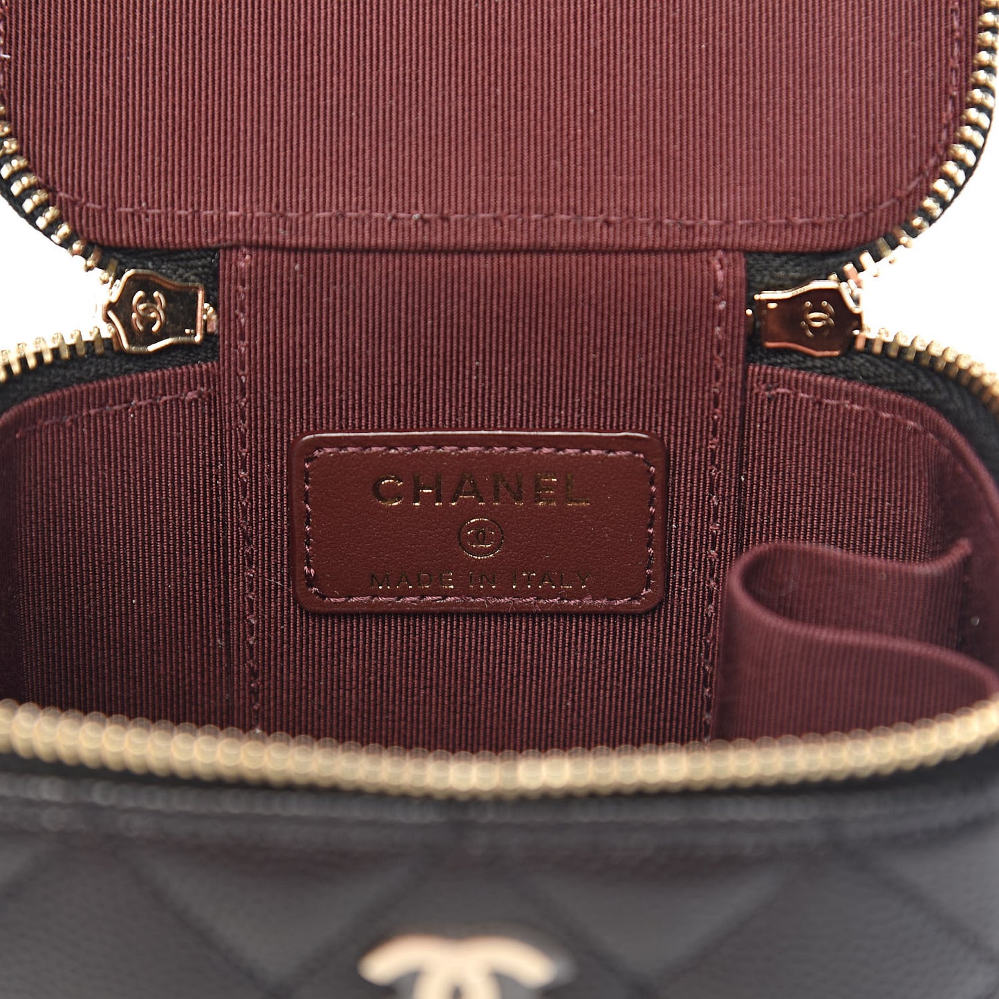 Caviar Quilted Mini Vanity Case With Chain Black