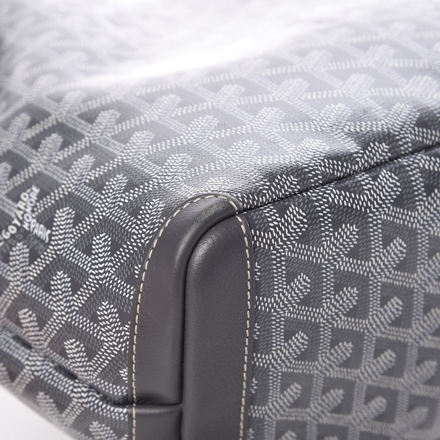Goyardine Artois PM Grey