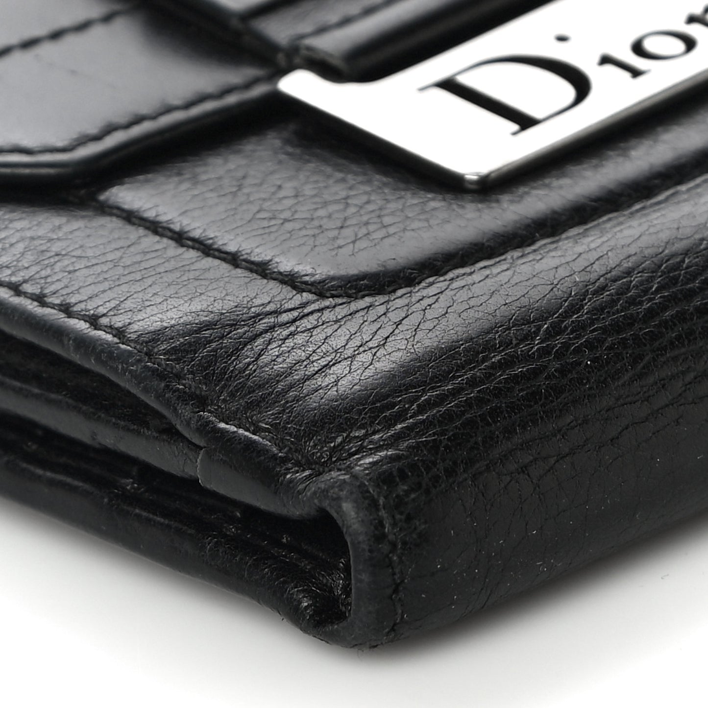 Calfskin Street Chic Compact Flap Wallet Black