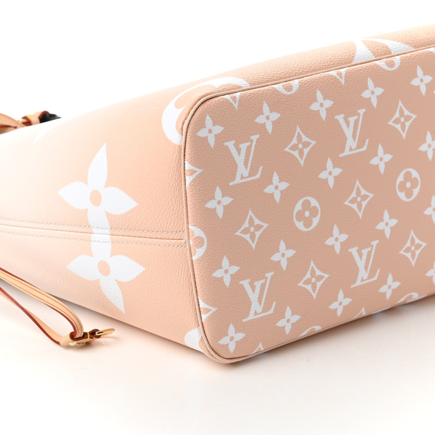 Louis Vuitton Monogram Giant By The Pool Neverfull MM Brume 6 of 9
