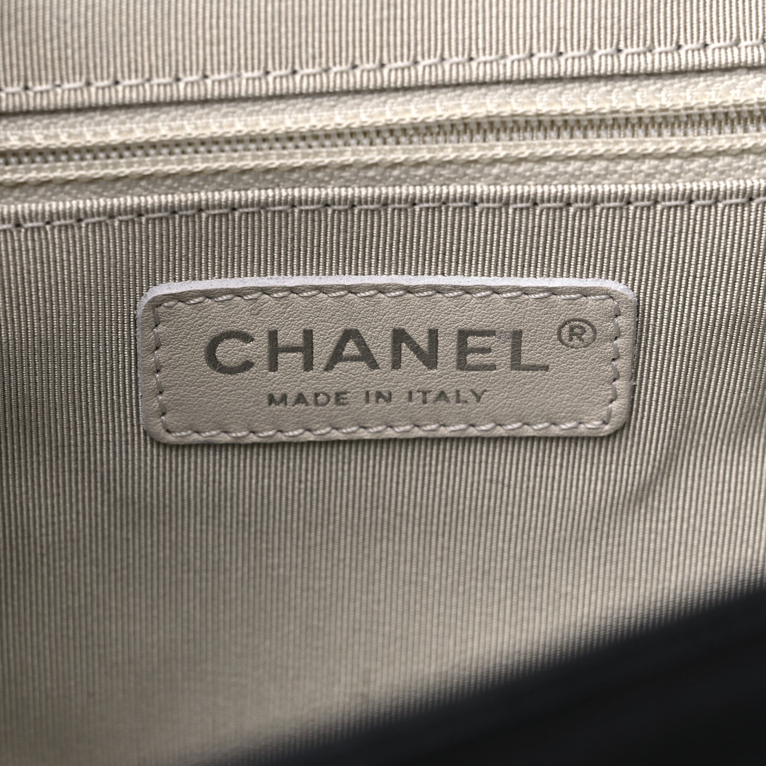 Chanel Washed Lambskin Quilted Medium Chain Around Messenger Black 6 of 10