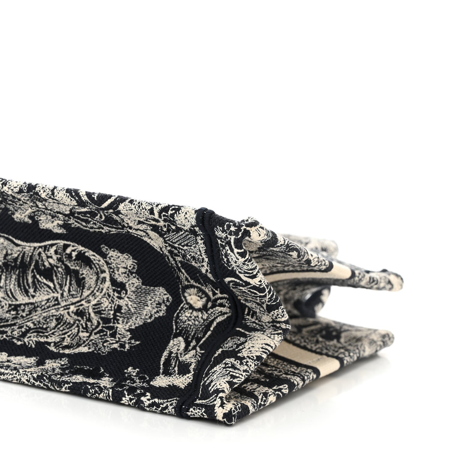 Christian Dior Canvas Embroidered Small Dioriviera Toile De Jouy Book Tote Blue 10 of 11